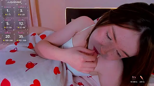 lexxxxxxi webcam