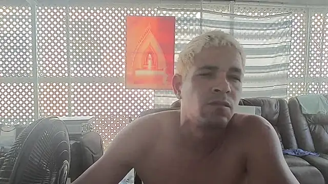 cubano1082 webcam