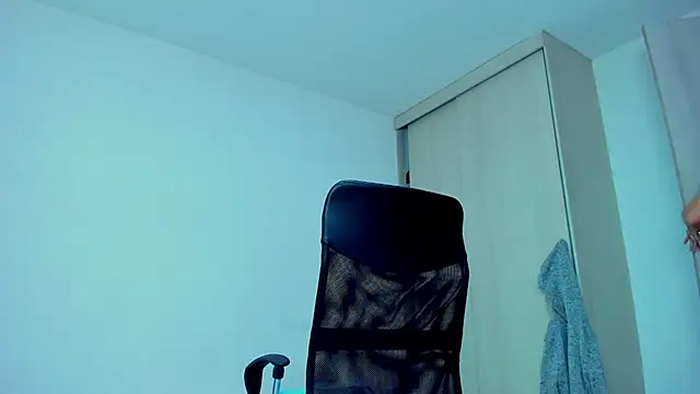 monica_little23 webcam