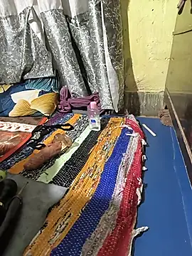 Hotty-Rani-Bhabi webcam