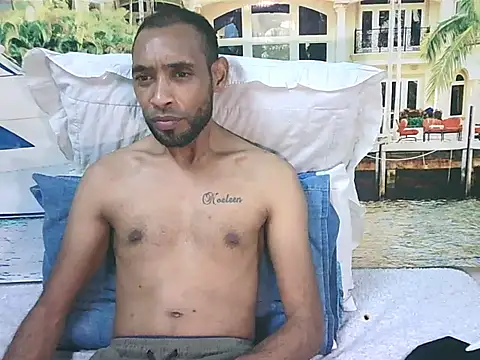 IndianMagicMike webcam