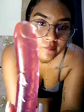 Zoe_Renata webcam