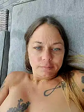 Couple_Canada webcam