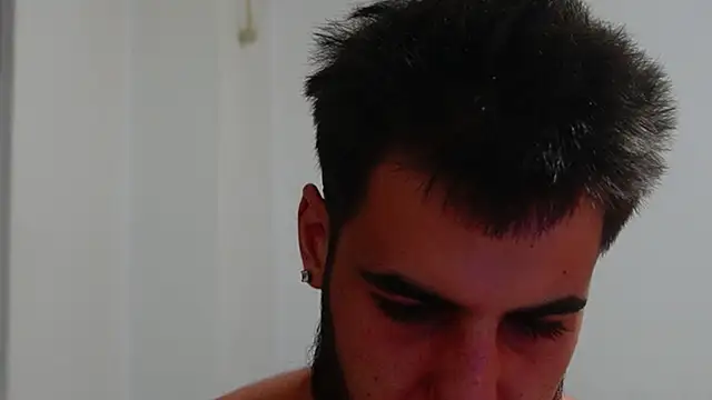 hairyrobxxx (Ask my age) - SOFT KISS