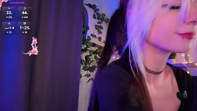 TristaRoht webcam