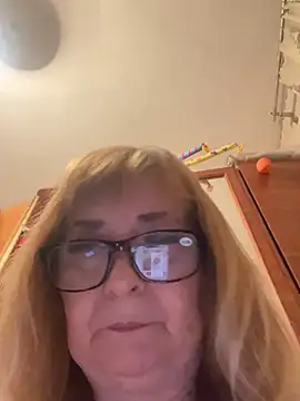 Irina2909@xh webcam