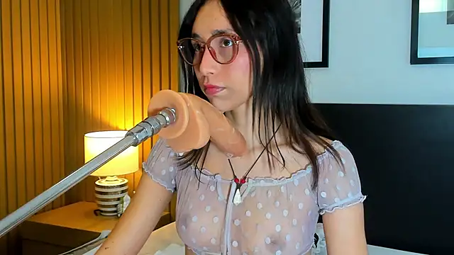 doll_bella_ webcam