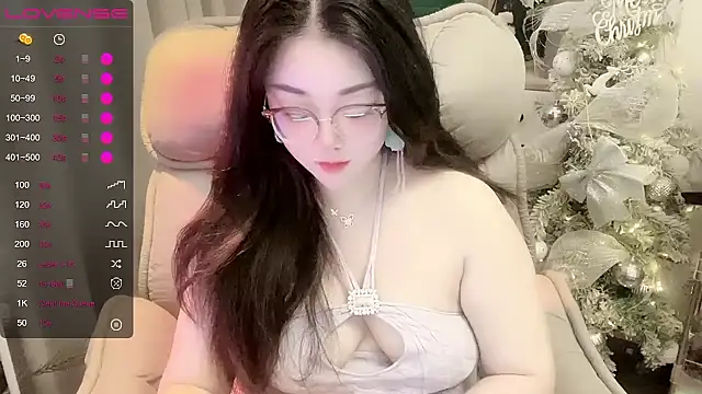 Monica-666888- webcam