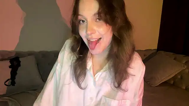 yanashowsy webcam