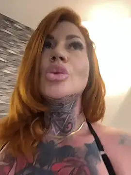 krysstal003 Live Webcam on Stripchat