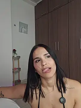 heyshaa webcam