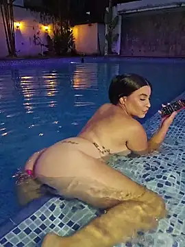 Pretty_Julieta webcam