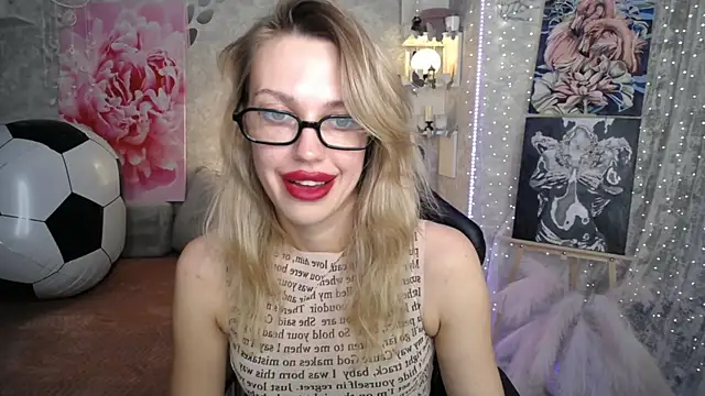 NickyAdamidi webcam