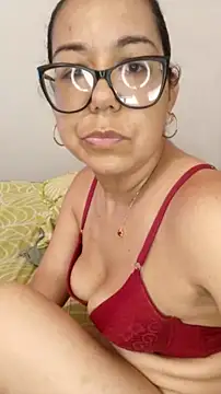 MilfTentasion webcam