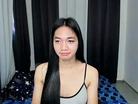 AsianPetiteMarian webcam