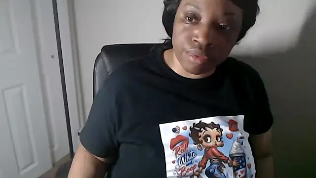 Sexymona1218 webcam