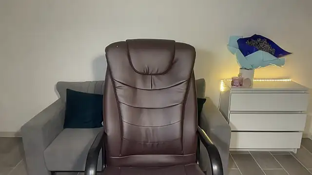EvaMaddison webcam