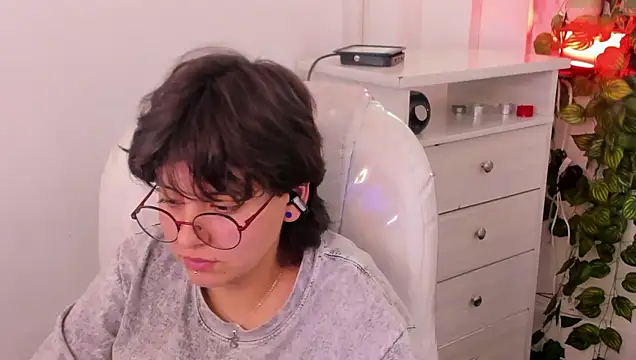 nathaly_ds - Nathaly_ds's free webcam - UK Sex Cams
