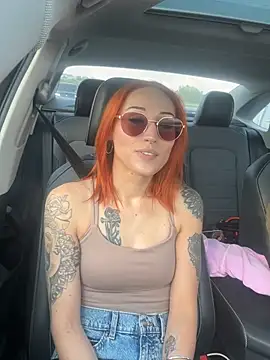ThornsandHoney webcam