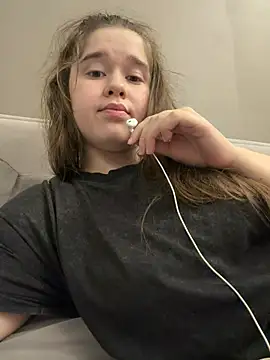 HornyGirlH webcam