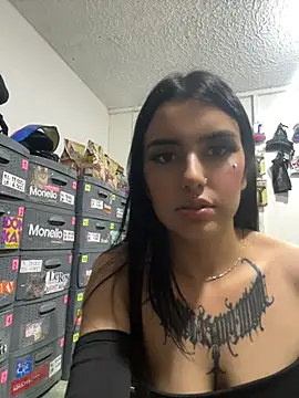 sophie_cute66 webcam
