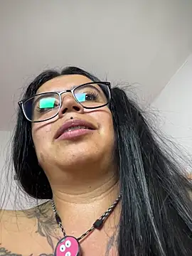 Devilsweet17 webcam