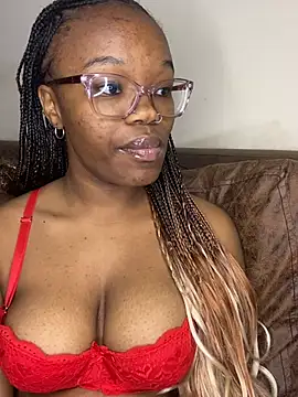 YummyMelanin117 webcam
