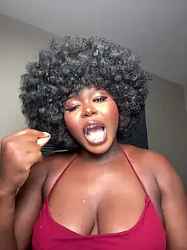 WomanNextdoor1 webcam