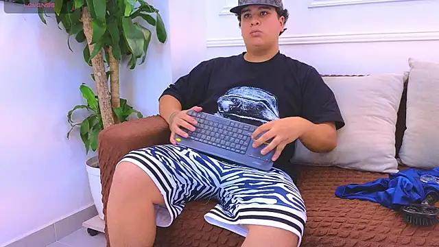 Naim_Bennetsex webcam