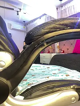 Auri__ webcam