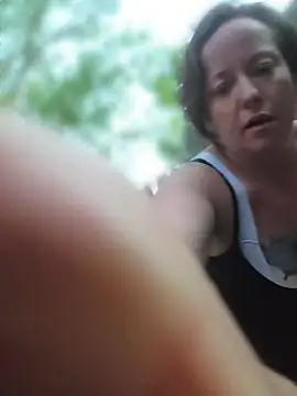 julimonroe webcam