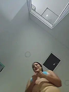 Pretty_Julieta webcam