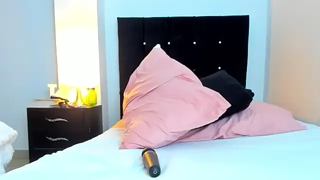 kathyajhonss webcam
