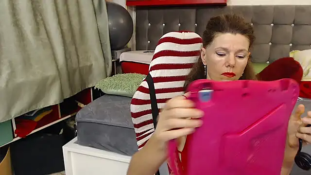 kellyterapy webcam