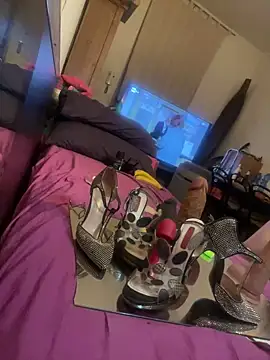 crisfootlicker webcam