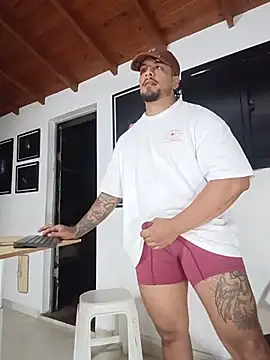 SilvaBranko live cam on StripChat