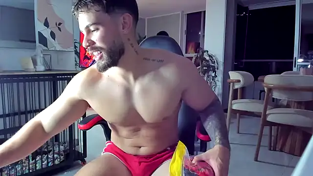 Valenthino_Salvatore live cam on StripChat