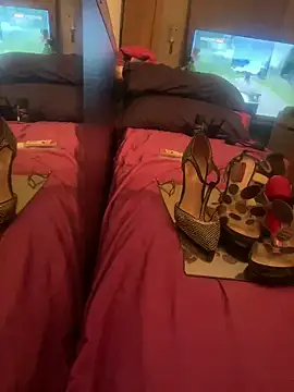 crisfootlicker webcam