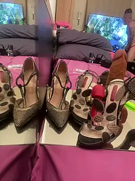 crisfootlicker webcam