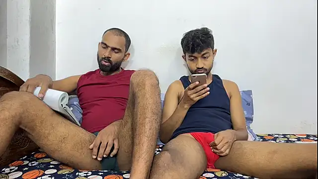DesiDaddyandSon's live cam