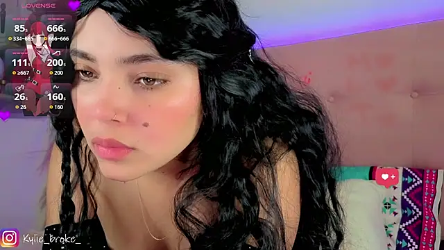 Kylie_brokee webcam