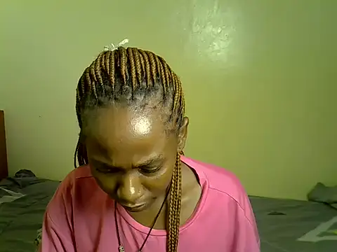 Pearl_petite