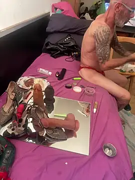 crisfootlicker webcam