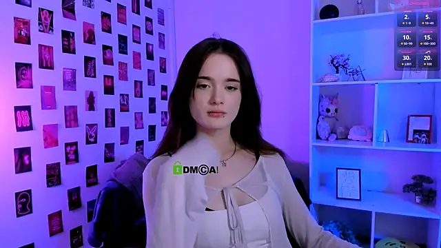 liana_kisses webcam