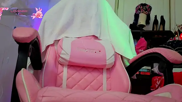 25sweetlilbunny webcam