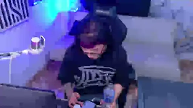 nova_kitttyy webcam