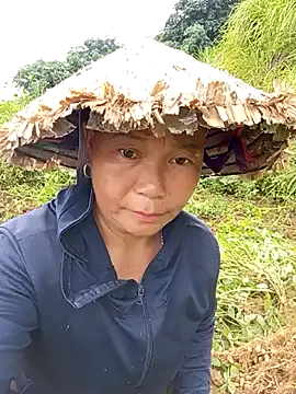 tuyet-nhi webcam