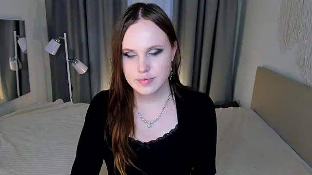 EffieMinki webcam