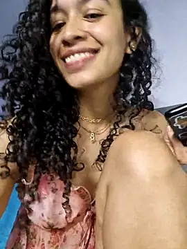 VelvetCurls webcam