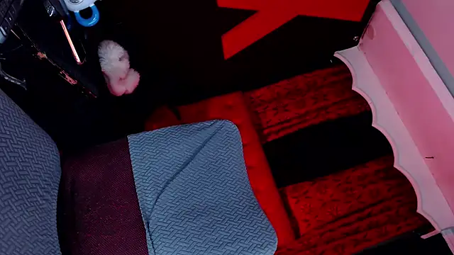 abrilbigcock webcam